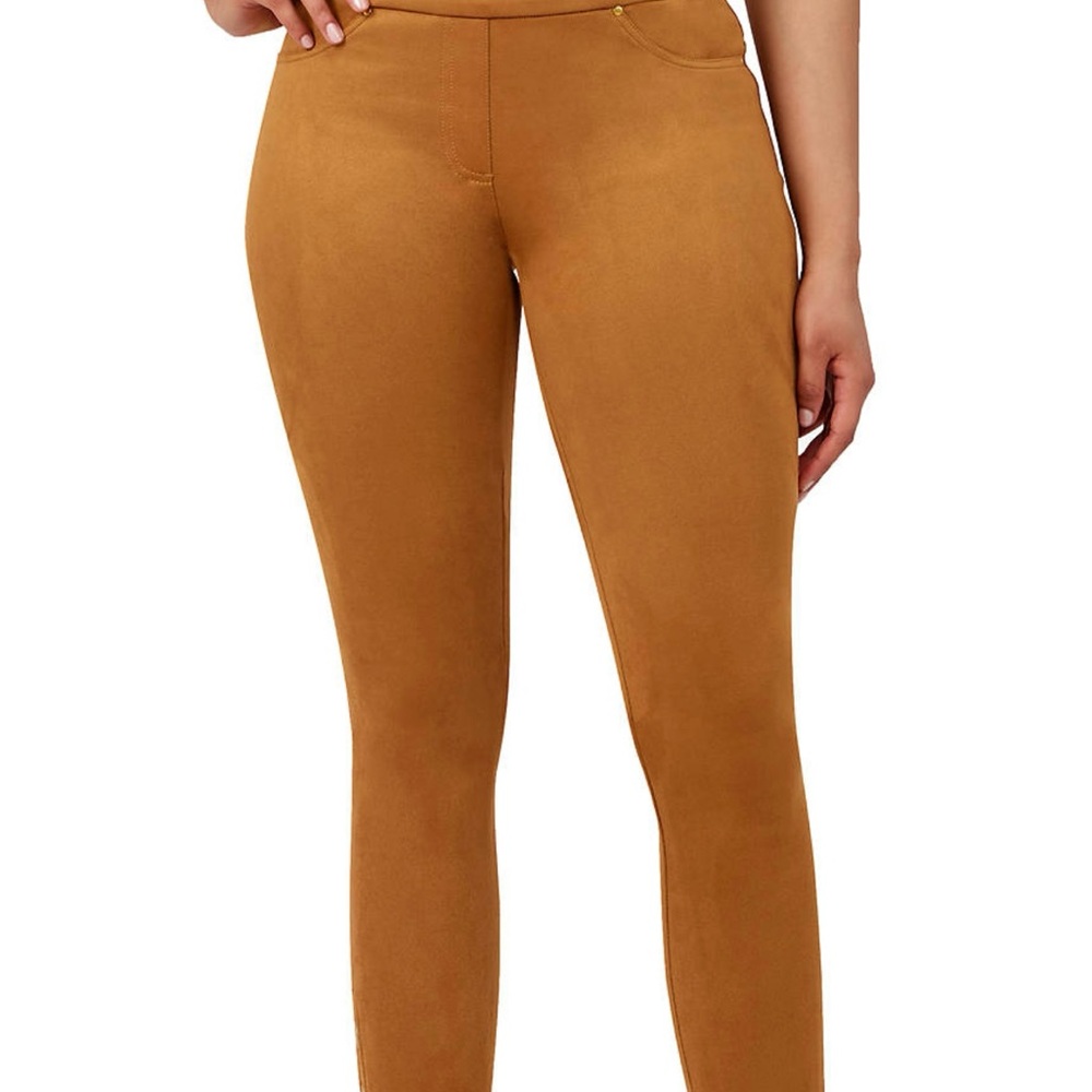NWOT! Ruby Red  Stretch Suede Ankle Pants-M